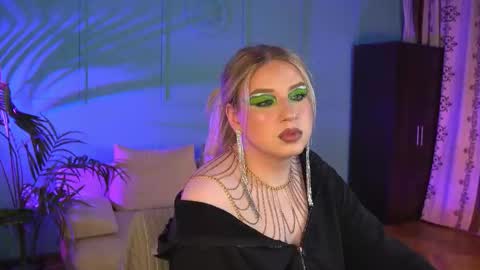 Snapshot of jes_solar chatting on February 6, 9:51 pm jes_solar online show from February 6, 9:51 pm