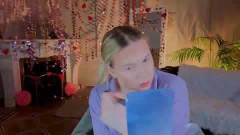 Snapshot of jes_solar chatting on February 15, 10:50 pm jes_solar online show from February 15, 10:50 pm