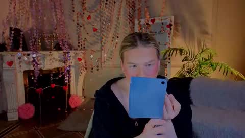 Snapshot of jes_solar chatting on February 16, 10:28 pm jes_solar online show from February 16, 10:28 pm