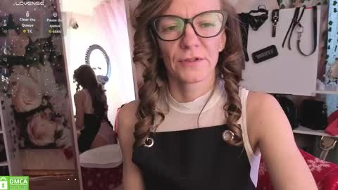 jesica_moon_peachyy online show from May 19, 4:19 am