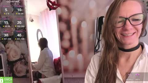 Snapshot of jesica_moon_peachyy chatting on May 27, 4:20 am jesica_moon_peachyy online show from May 27, 4:20 am