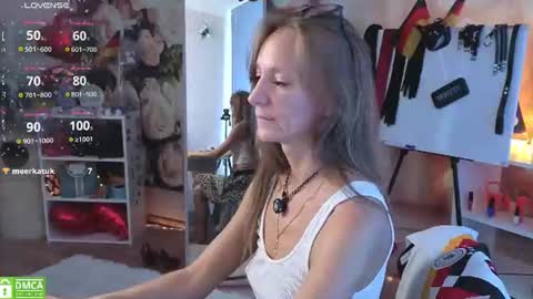 Snapshot of jesica_moon_peachyy chatting on July 6, 5:26 am jesica_moon_peachyy online show from July 6, 5:26 am