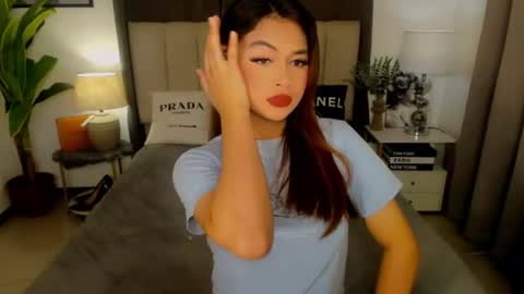 Jess online show from July 10, 11:51 pm