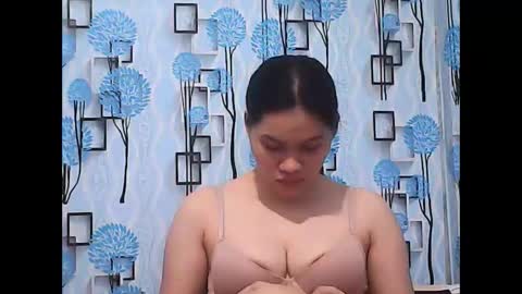 jessa_21 online show from April 7, 5:35 pm