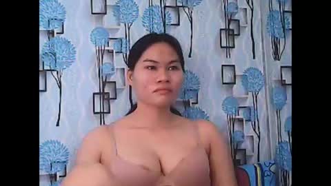 Snapshot of jessa_21 chatting on April 25, 1:41 am jessa_21 online show from April 25, 1:41 am