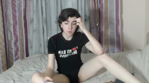Jesee Estrella online show from July 26, 6:04 pm