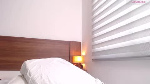 I AM JESSI online show from December 27, 7:03 pm