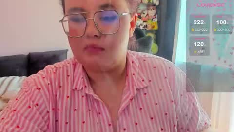 Snapshot of jessica_joy_ chatting on July 15, 6:51 am Natalia online show from July 15, 6:51 am