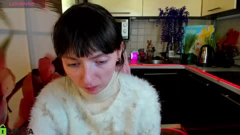 jessicaforris online show from February 16, 8:10 am