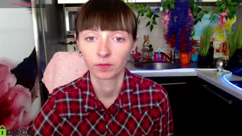 jessicaforris online show from April 2, 7:17 am