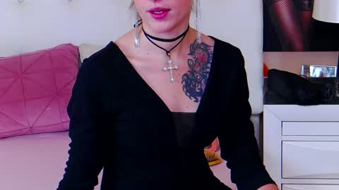 Jessica online show from December 3, 6:37 am