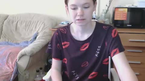 Snapshot of jessicaholland1 chatting on May 22, 9:15 am jessicaholland1 online show from May 22, 9:15 am