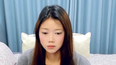jessicalena online show from May 4, 4:36 pm