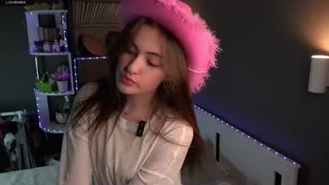 Stacy online show from June 11, 1:20 pm