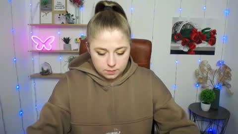 Jess online show from March 6, 10:09 am