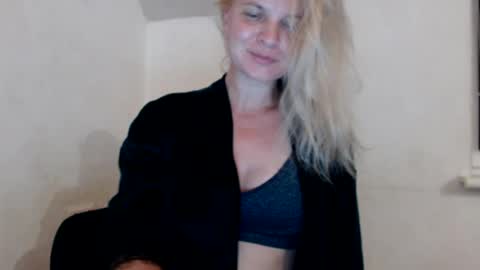 jessyangels online show from July 7, 8:35 pm
