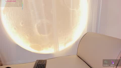 Jessy Morgan online show from April 18, 4:16 am