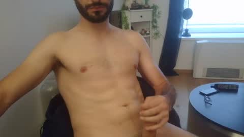 Snapshot of jestersquid19 chatting on July 25, 3:09 pm jestersquid19 online show from July 25, 3:09 pm