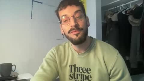 Snapshot of jeunemek00779042 chatting on March 23, 1:37 pm JEUNEMEK007 online show from March 23, 1:37 pm