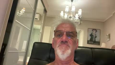 jewlronny online show from March 30, 10:00 pm