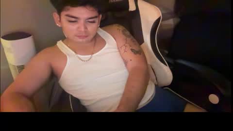 Snapshot of jexrs chatting on November 4, 6:45 am jexrs online show from November 4, 6:45 am