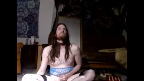 jezebellownbyluna online show from May 7, 1:55 am