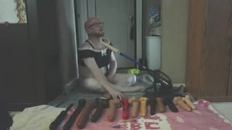 Nasty Cumslut online show from April 16, 12:00 am