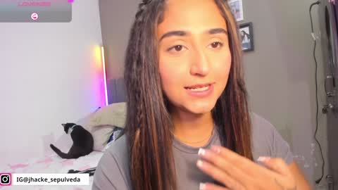 jhackelin  My independent account online show from January 25, 8:00 am