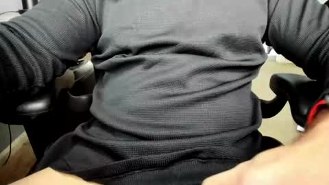 jhernandez13 online show from January 12, 4:34 pm