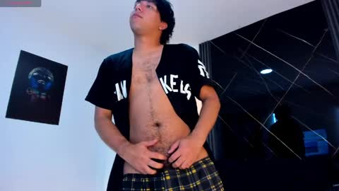 jhoan_evans online show from May 23, 6:23 pm