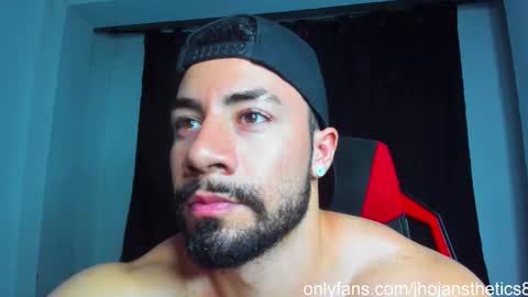 Jhojan Strong  online show from March 23, 3:32 am