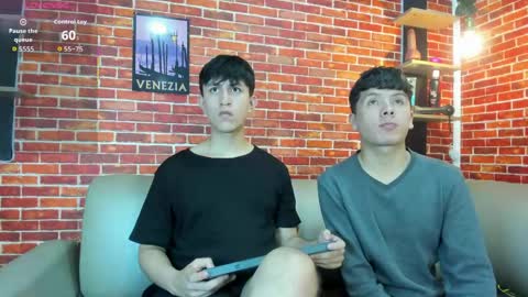 Jake y Troy online show from May 19, 8:04 pm