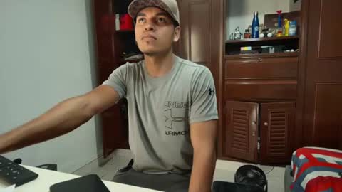 Jhon wich2 online show from July 18, 6:12 pm