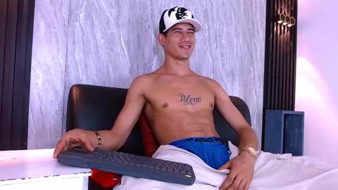 Snapshot of jhonn_rhyss chatting on February 1, 7:34 pm Jhon online show from February 1, 7:34 pm