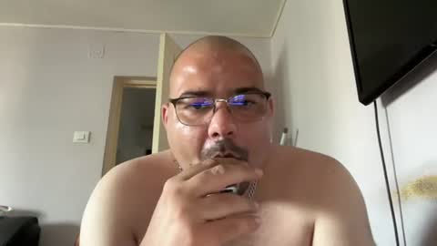 jhonxoxo1 online show from July 15, 6:51 am