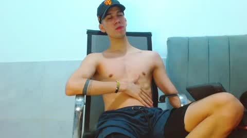 jhony_sex3 online show from May 5, 6:21 am