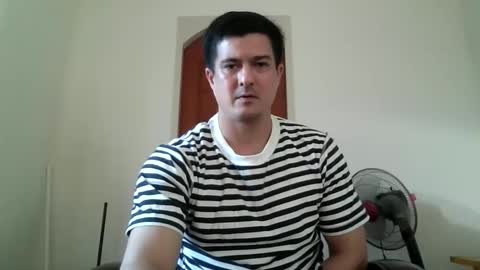 jhwozy online show from February 14, 8:44 am