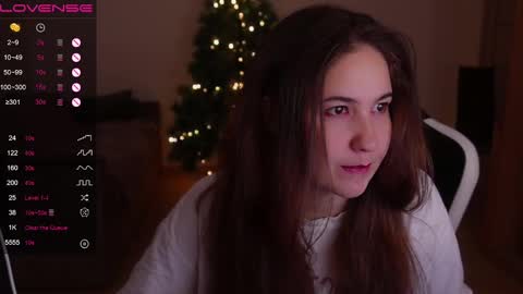 jia_lisaa online show from December 15, 6:37 pm