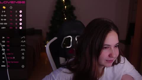 jia_lisaa online show from December 23, 9:27 am