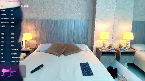 Snapshot of jimena_salazar chatting on June 30, 7:15 pm Jimena Salazar online show from June 30, 7:15 pm