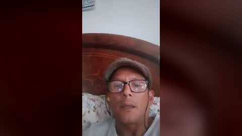 jimmi2075 online show from June 18, 7:41 am