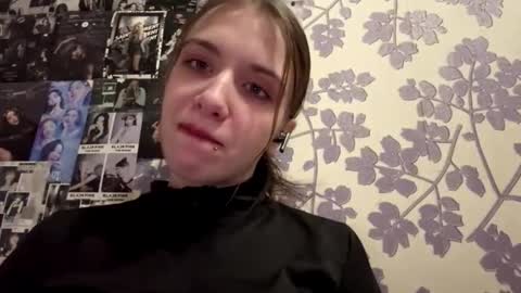 Josseline online show from February 12, 3:40 pm