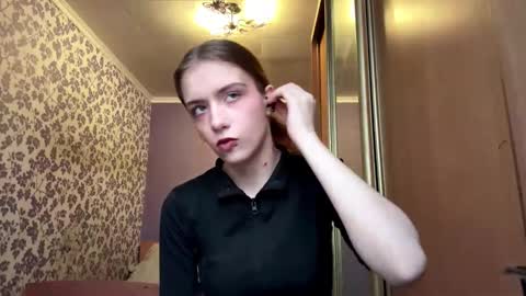 Josseline online show from March 5, 2:24 pm