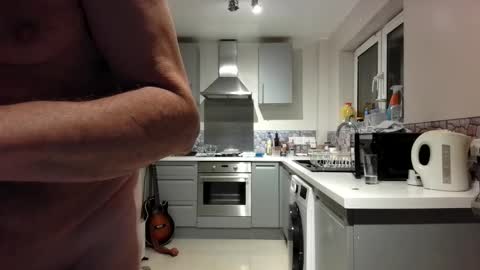 Snapshot of jimmy_benido chatting on November 25, 7:25 pm Jimmy Benido online show from November 25, 7:25 pm