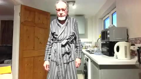 Snapshot of jimmy_benido chatting on February 22, 5:33 pm Jimmy Benido online show from February 22, 5:33 pm