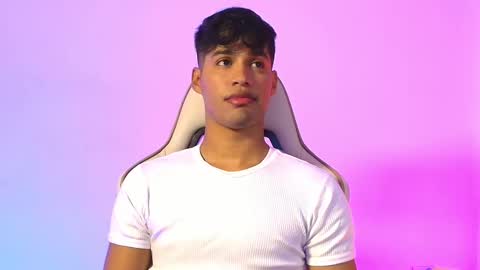 Snapshot of jimmy_leeh_ chatting on March 26, 5:02 am Jimmy Leeh online show from March 26, 5:02 am