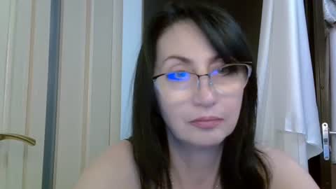 jinaluv online show from May 12, 11:24 pm