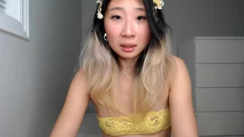 Jiwoo online show from January 13, 11:54 pm