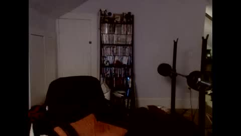 Snapshot of jizzmoe chatting on January 23, 9:18 am akuma online show from January 23, 9:18 am