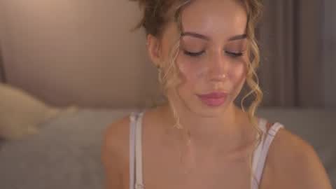Jenny online show from July 28, 11:17 am